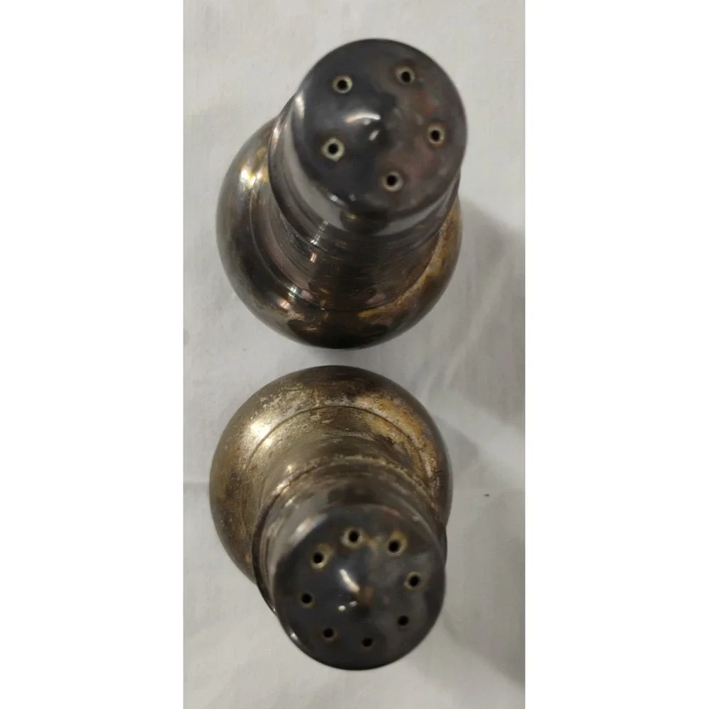 International Silver Co. Salt & Pepper‎ Shakers Vintage Silver Plate 4